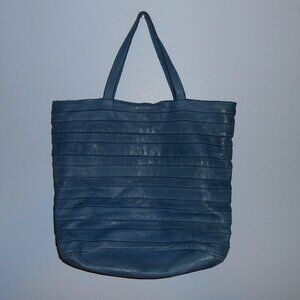Leather tote bag made in Italy